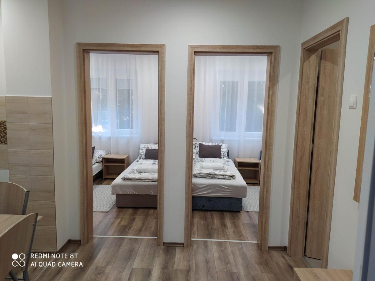 Evelyn Apartman Hajdúszoboszló Exteriör bild